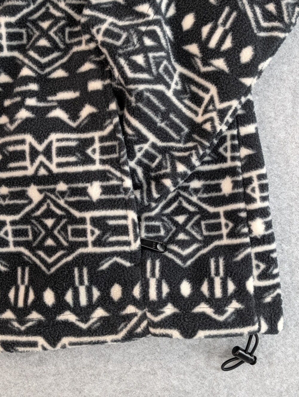Columbia Full Zip Fleece Jacket M Black White Aztec Print Geometric Gorpcore - Picture 4 of 10